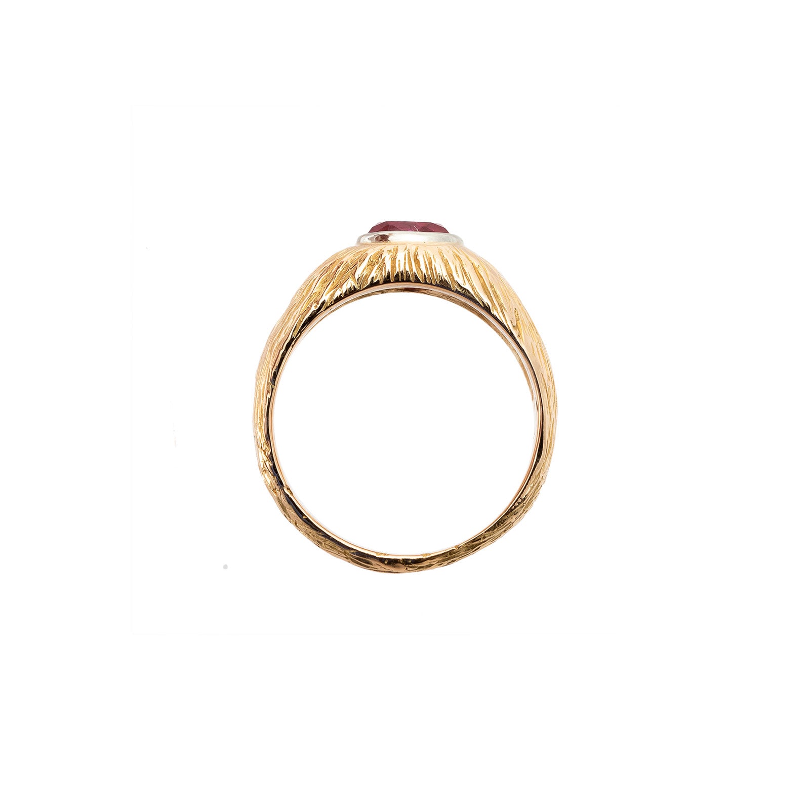 18K Gelbgoldring mit Rubin, eleganter Damenschmuck