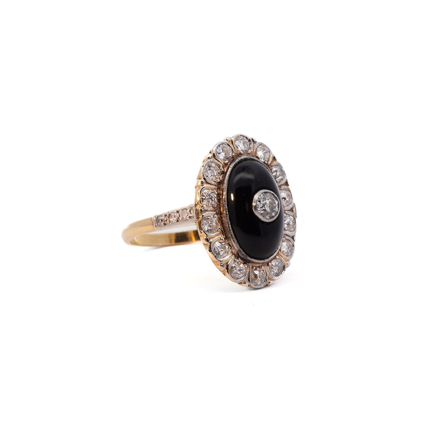 750er Gelbgoldring im Art Deco Stil mit Onyx und Diamant im Altschliff