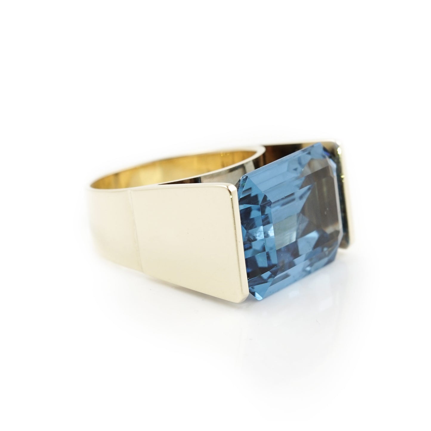 eleganter massiver Ring Gelbgold 14ct Blautopas 585 14K RW55 Damenschmuck Goldring blau